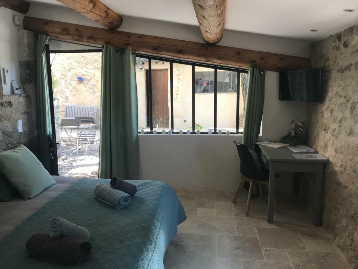 Bastide Bellugue Maison D'Hotes Reseau Bienvenue A La Ferme A 3 Minutes De Lourmarin Cadenet Exteriör bild